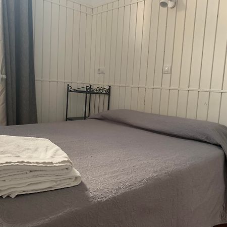 Hostal Alcobia Севілья Екстер'єр фото