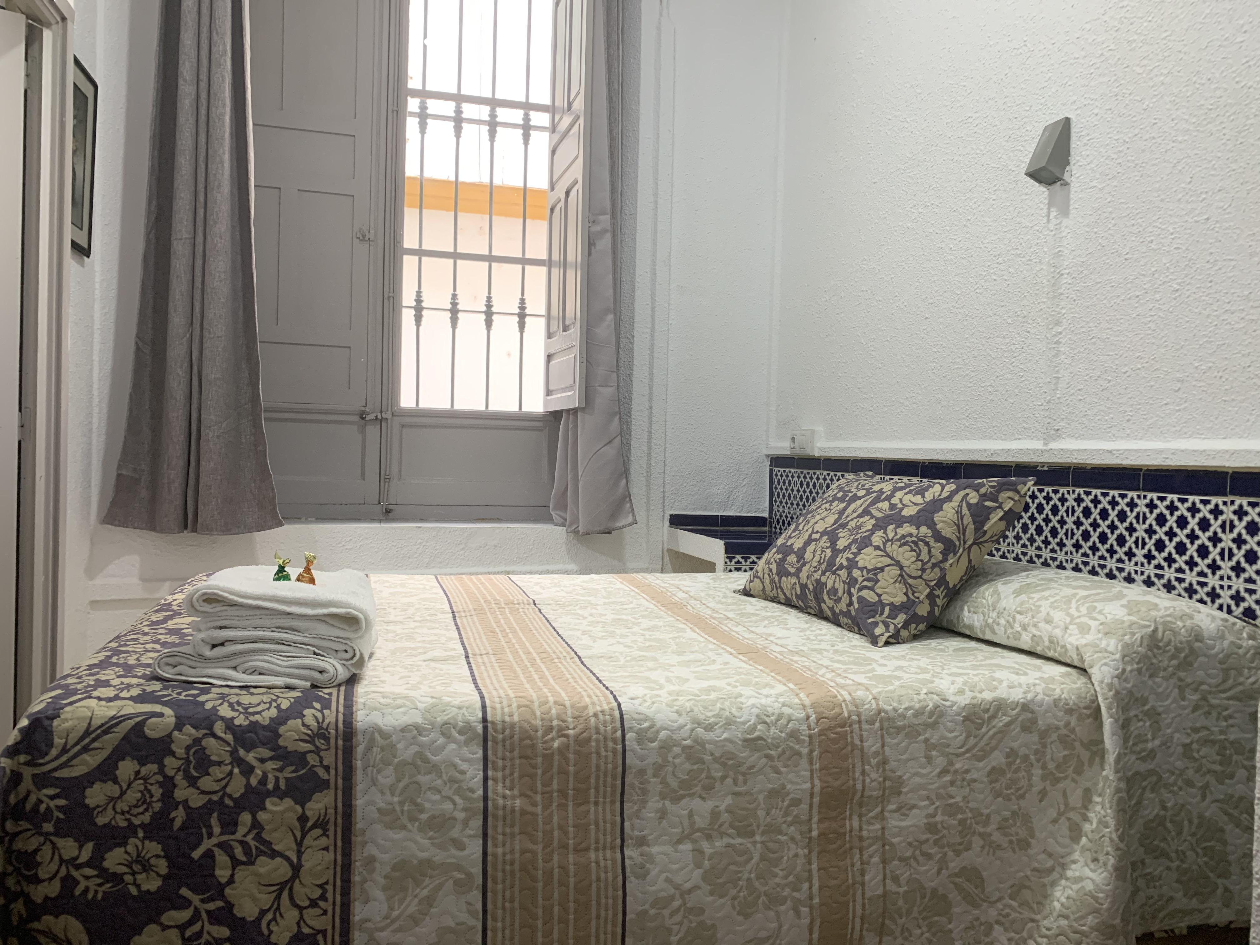 Hostal Alcobia Севілья Екстер'єр фото