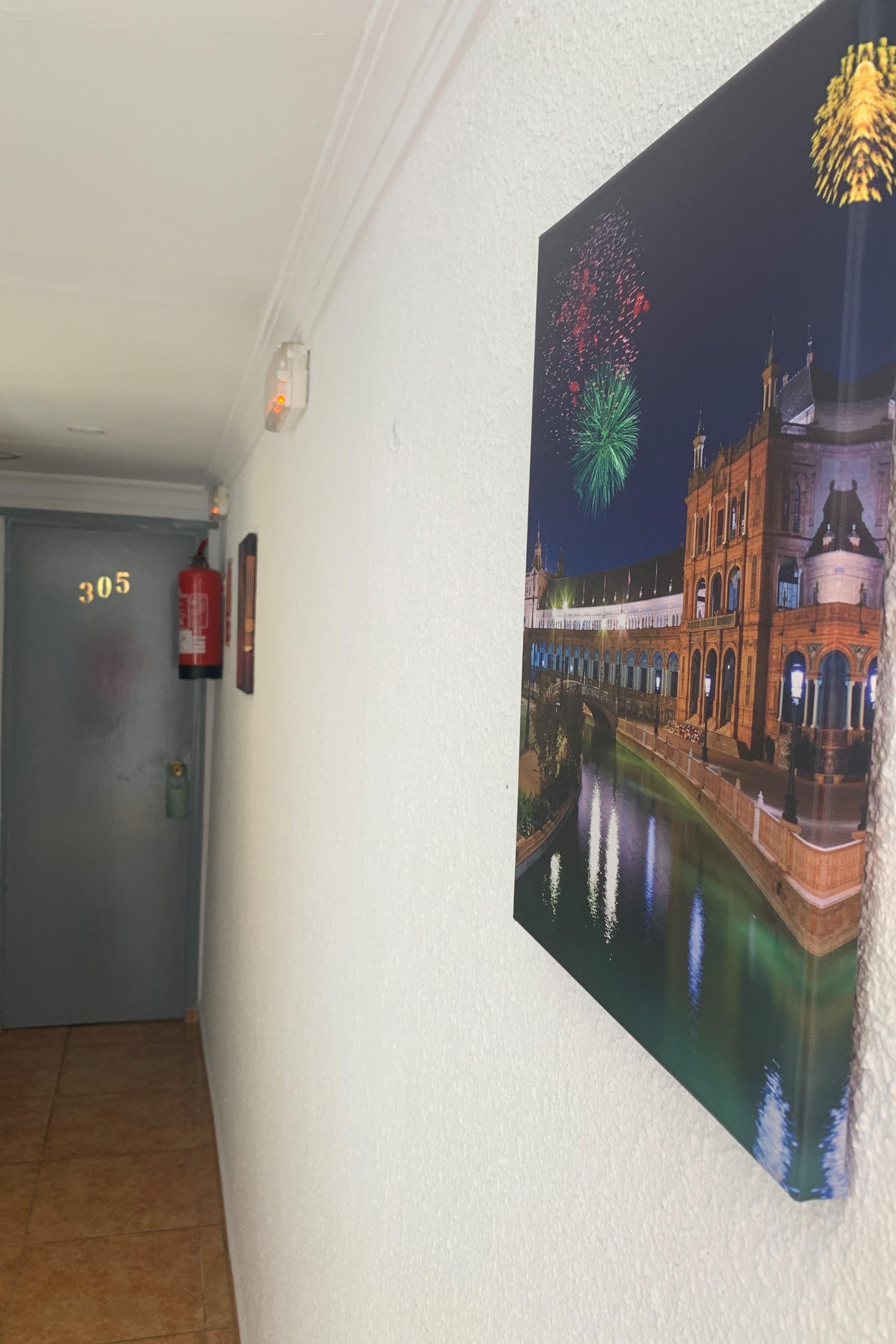Hostal Alcobia Севілья Екстер'єр фото