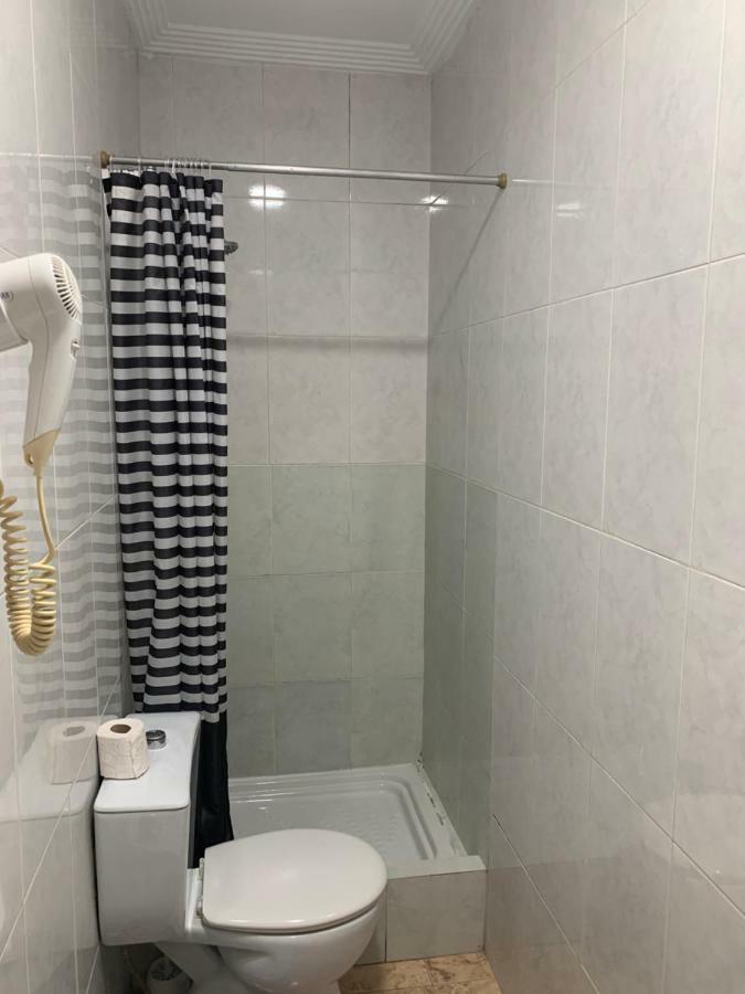 Hostal Alcobia Севілья Екстер'єр фото